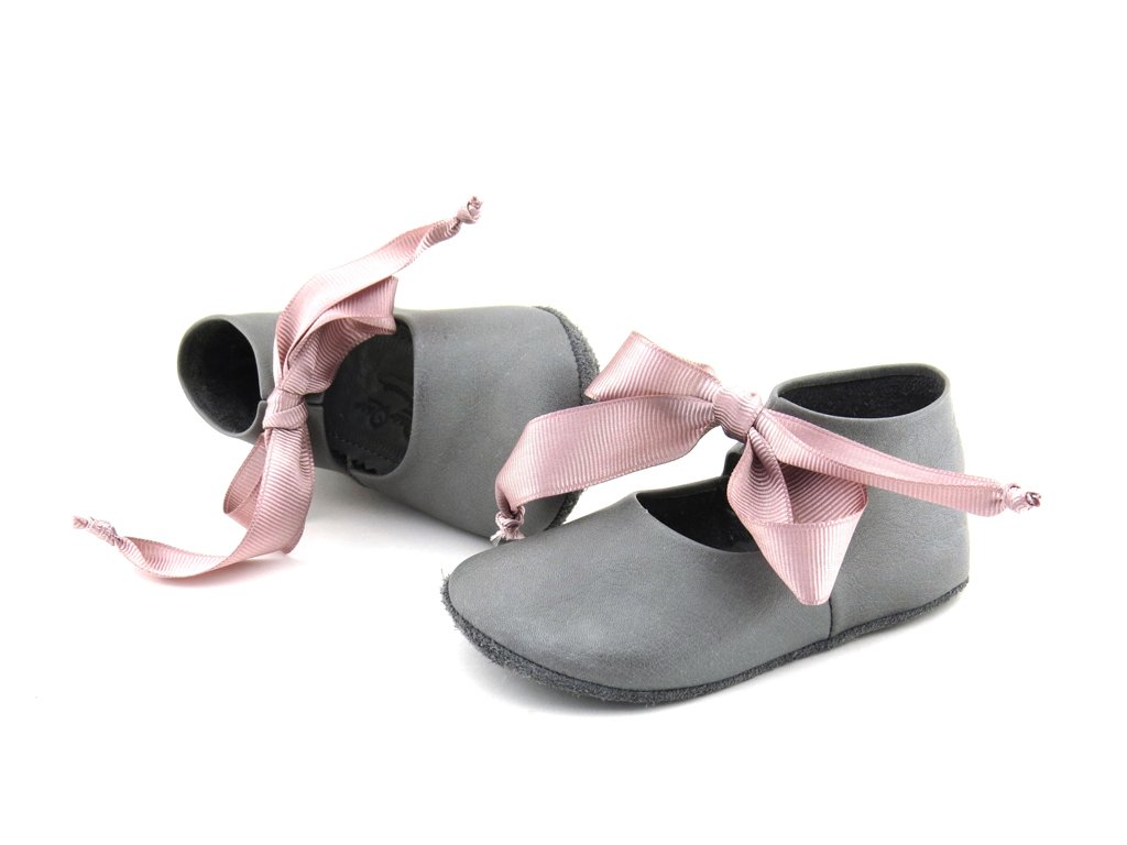 patik-little-loop-gri-pembe-img-9336-4000x3000-4000x3000